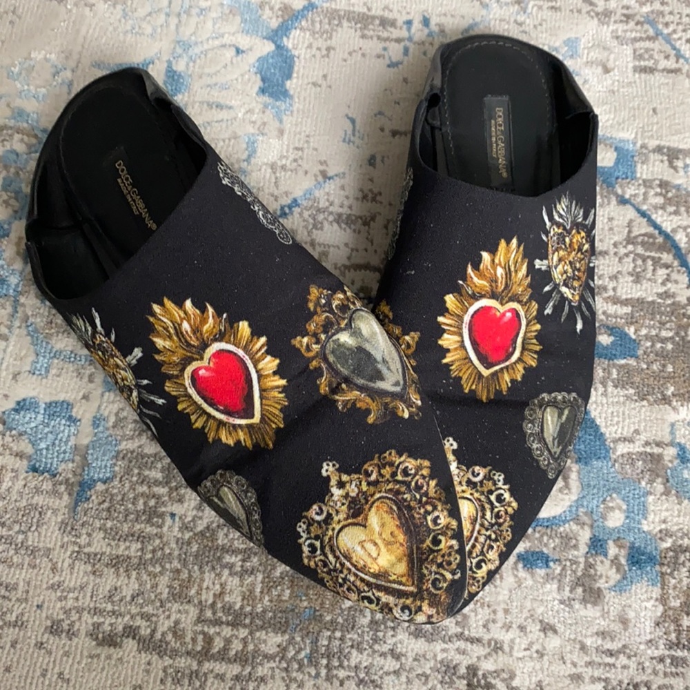 Dolce & Gabbana flats